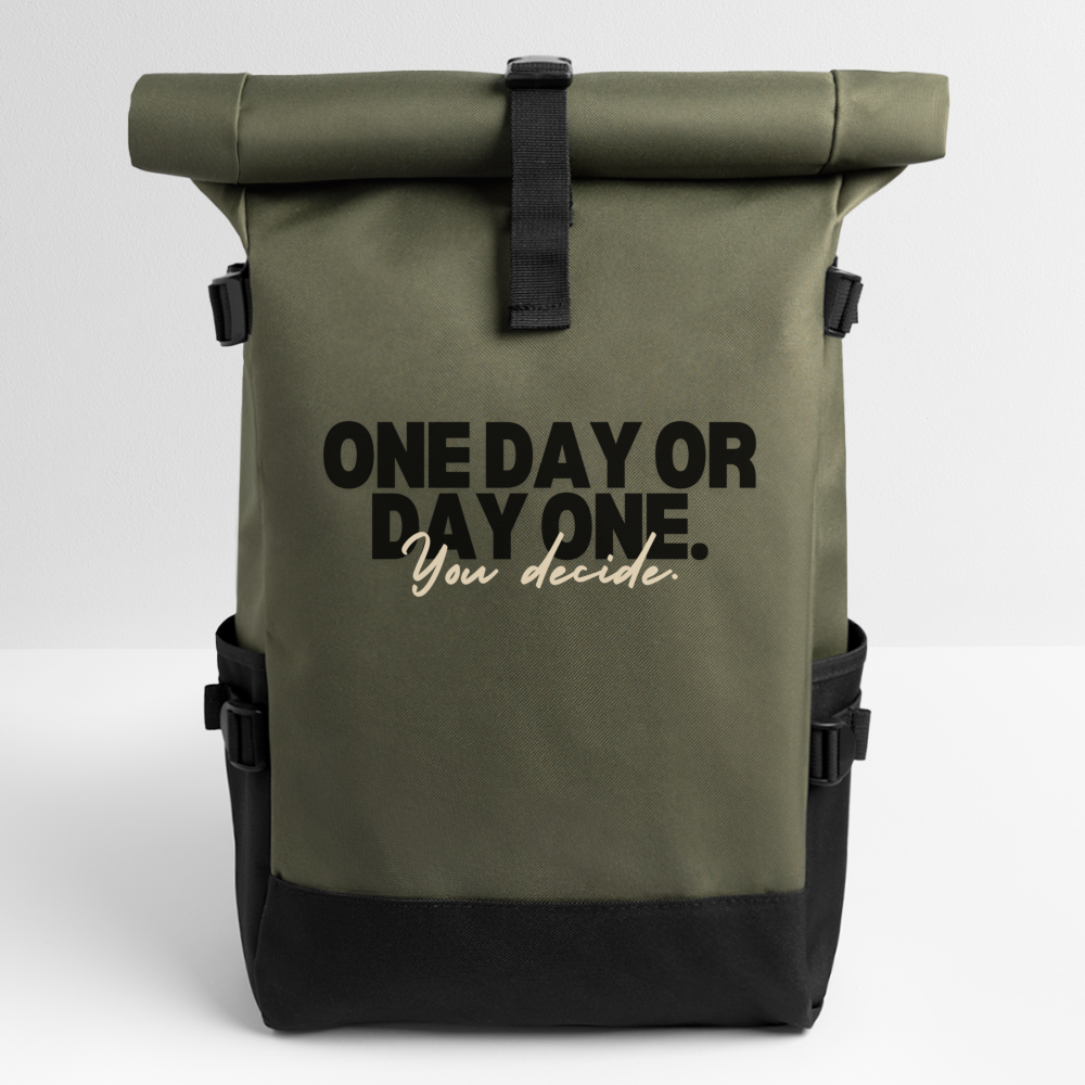 Rolltop Rucksack One Day or  Day One - Olive/Schwarz